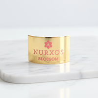 Autocollants en aluminium de forme personnalisée avec logo, résistants à l'huile, recyclables, imperméables et adhésifs pour l'emballage cosmétique