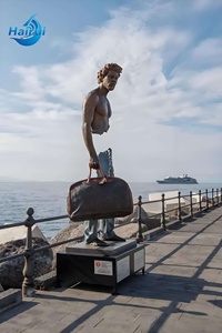 Incredibile Scultura in Bronzo del Viaggiatore a Grandezza Naturale, Statua di <span class=keywords><strong>Bruno</strong></span> in Piedi in Vendita - Product Image 6