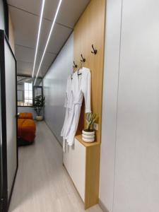 Casa Container Moderna a Montaggio Rapido, Casa Modulare Mobile a Doppio Strato con Scale Esterne, Edificio per Scuola, Ufficio, Camera da Letto - Product Image 5