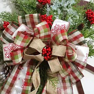 AYOYO Décoration de Noël d'extérieur moderne et écologique faite à la main, couronne de <span class=keywords><strong>porte</strong></span> en bois avec roue de roulette et pommes de pin artificielles - Product Image 4