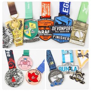 Medalla de Maratón Europea 3D Personalizada, Chapada en Oro, Trofeo Deportivo de Metal en Blanco para Premios de Carreras, Técnica de Grabado - Product Image 2