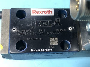 ของแท้ใหม่เอี่ยม R901382367 4WRPEH6C3B02L-3X/M/24A1 วาล์วควบคุมทิศทางไฮดรอลิกแบบสัดส่วน - Product Image 2