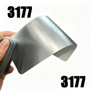Film de protection de peinture automobile GT argenté métallisé, livraison gratuite depuis les États-Unis, film de protection complet pour véhicule, <span class=keywords><strong>autocollant</strong></span> pour changer la couleur de l'apparence de la <span class=keywords><strong>voiture</strong></span> - Product Image 2
