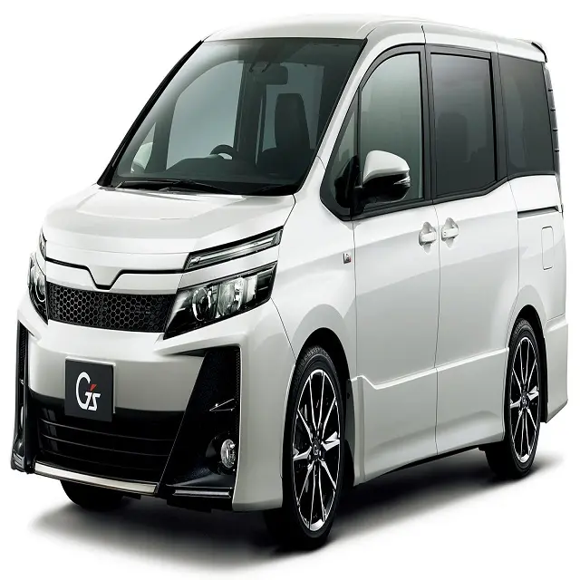 Conduite à gauche Offre Spéciale 2023 Voitures d'occasion Toyota Noah 1.2t/ 1.5L Sedan new energy à vendre