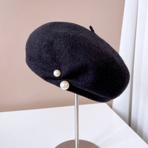 Béret en Laine pour Femme – Chaud, Style Français et Japonais, Boucle Perle Artistique, Tendance, Chapeau de Peintre Décontracté pour Automne Hiver - Product Image 4
