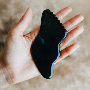 Outil de massage facial en jade néphrite personnalisé <span class=keywords><strong>He</strong></span> <span class=keywords><strong>Tian</strong></span>, blanchissant, vert foncé, soin de la peau - Product Image 3