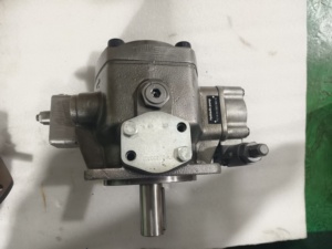 Pompes à pistons axiaux hydrauliques haute pression PV7-1A 100 118RE07MC0-16 pour équipements industriels et systèmes hydrauliques - Product Image 6