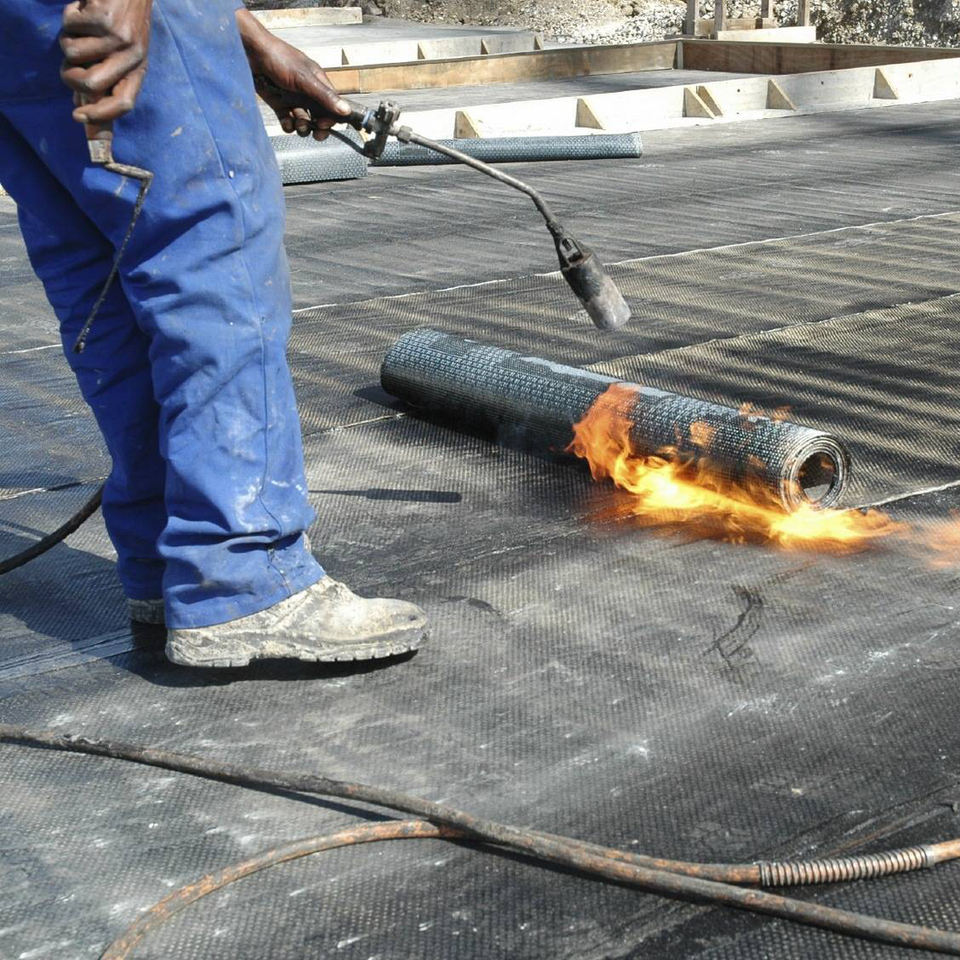 Màng chống thấm tự dính HDPE