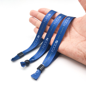 Pulseras Promocionales Personalizadas con Logotipo, al por Mayor, para Eventos, Festivales, Arte Popular, Impermeables, Tejidas en Poliéster, Impresas con Serigrafía - Product Image 1