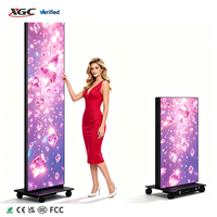 Écran d'affichage LED pliable commercial, roues, écran publicitaire LED couleur pour centre commercial, café, exposition de marque en magasin de cosmétiques.