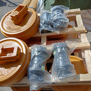 PC210 Excavator Parts <strong>Idler</strong> 20Y-30-08021 <strong>Roller</strong> Assembly 20Y-30-08060 Track <strong>Roller</strong> 20Y-30-08021 20Y3008060 20Y3008021 - Product Image 4