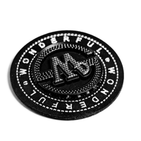 Écussons Métalliques 3D Gaufrés Personnalisés de Qualité Supérieure – Design Streetwear Audacieux et Tendance – Accessoires Vestimentaires et Étiquettes de Marque pour Jeans en Denim