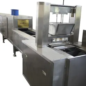 Gran oferta 2024, máquina de oso de goma de gelatina de pectina de vitamina multifuncional completamente automática, línea de producción de dulces de gelatina de almidón