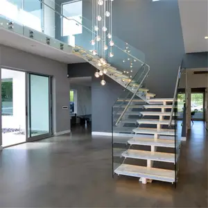 Escalera de madera con barandilla de vidrio templado, Diseño de escalera