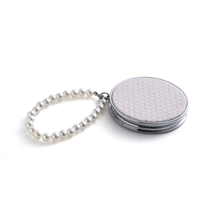 Miroir compact pliable rond recouvert de tissu rose avec chaîne en fausses perles, mini miroir de maquillage portable de poche, logo personnalisé - Product Image 3