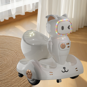 Voiture jouet de transport rechargeable pour enfants, adaptée aux enfants de 1 <span class=keywords><strong>à</strong></span> 6 ans, voiture jouet rotative <span class=keywords><strong>à</strong></span> 360 degrés - Product Image 4