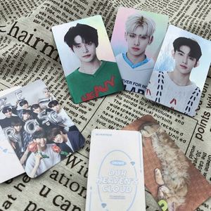 Carte photo KPOP personnalisée double face, design étoiles holographiques, collection de fans colorée, style Lomo, souvenir en papier, collection cadeau - Product Image 2