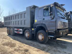 Camion léger diesel Howo 8x4 Euro 2, nouveau camion benne minier 10 roues, capacité de charge 11-20T, direction à gauche, caméra arrière, 251-350HP, 6-8L - Product Image 5