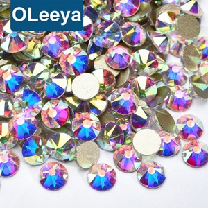 Cristales de Cristal Xirus de Alta Calidad OLeeya 2088 con 16 Facetas y Base Plana Dorada para Decoración de Uñas y Joyería - Product Image 1