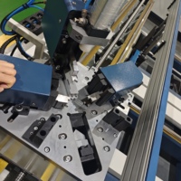 Máquina de Engarzado de Esquinas de Perfil de Aluminio CNC de Cuatro Cabezas Tianchen, Componente Central del Motor de 380V, Fácil de Operar para la Fabricación de Puertas y Ventanas