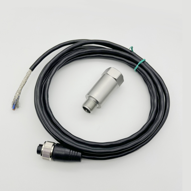 Integrated Vibration Sensor with 5Hz-1000Hz Range, 4-20mA/Digital Output for Industrial Monitoring