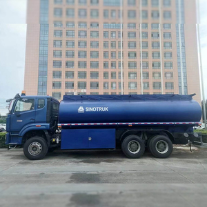 รถบรรทุก HOWO 6x4 แบบถังบรรจุน้ำมัน ความจุ 21-30 ตัน ถังเก็บน้ำ 15001-30000 ลิตร น้ำมันดีเซล เกียร์ธรรมดา สำหรับงานหนัก - Product Image 4