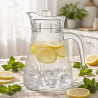 Carafe à eau en verre avec couvercle et poignée, pichet à thé glacé à nervures verticales avec bec verseur