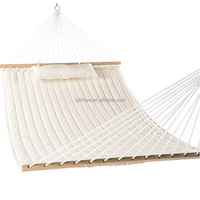 Hamac double matelassé OEM de 3,6 m avec barres de support et oreillers amovibles, idéal pour une utilisation en extérieur, sur la terrasse, dans la cour ou au bord de la piscine