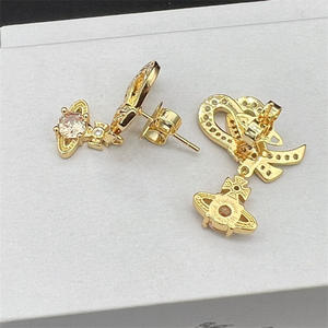 Boucles d'oreilles élégantes Empress Dowager Vivienne Bowknot Saturn, version haute qualité pour femmes - Product Image 4