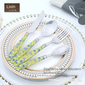 Ensemble d'ustensiles en acier inoxydable, ustensiles de table, couteaux, fourchettes, cuillères, 24 pièces, poignée en plastique, ensembles de couverts, nouveau - Product Image 2