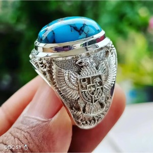 ZhuQian Bán Buôn Eagle Shield Nam Nhẫn Màu Bạc Hợp Kim Đá Xanh Nhựa Biker Đậm Chỉ Huy Cao Cấp Elite Trang Sức - Product Image 2