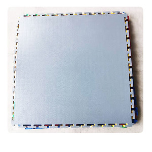 Heavy Duty Anti-Slip PVC Interlocking Garage Floor Tiles Modular PVC Vinyl Flooring Easy Click Installation for Indoor Use - Product Image 4