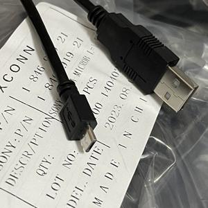 Venta al por mayor para <span class=keywords><strong>PS4</strong></span> <span class=keywords><strong>Cable</strong></span> de carga del controlador <span class=keywords><strong>original</strong></span> 1,5 M P 4 <span class=keywords><strong>Cable</strong></span> de datos del controlador inalámbrico 1 paquete 10 piezas - Product Image 6