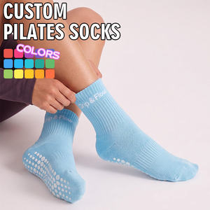 Chaussettes de yoga BiLu OEM en coton antidérapantes pour la danse et les studios d'entraînement - Product Image 1