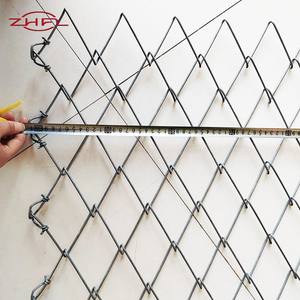 Paneles de Cerca de Seguridad de Malla de Alambre de Acero con Bajo Contenido de Carbono, Marca Longteng, Personalizables, con Recubrimiento en Polvo, Estilo Clásico, Resistentes al Agua - Product Image 3