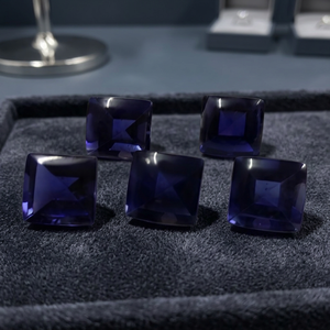 Piedras Preciosas de Iolita Natural, Corte Cuadrado Tipo Cojín, Gemas Sueltas Certificadas por Terceros, Venta al Por Mayor de Gopika Exports para Joyería - Product Image 3