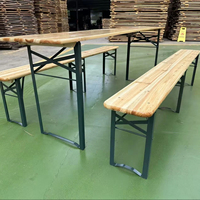 Table de pique-nique 8 places pour extérieur 85 pouces Patio Jardin Salle à manger Table à bière en bois pliante avec banc Pieds de table en métal
