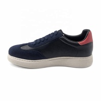 Espadrilles basses respirantes en daim bleu marine à blocs de couleur avec talon rouge, chaussures de sport décontractées pour hommes, été