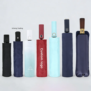 Parapluies en gros personnalisés verts avec logo imprimé, manche en bois, portables, automatiques, manuels, compacts, pour voiture et voyage - Product Image 1