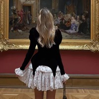 Robe Gothique Lolita Florale à Volants 2026 en Gros, Corsage en Velours Noir, Mini-Jupe Blanche, Boutons Perles, Style Victorien pour Femme