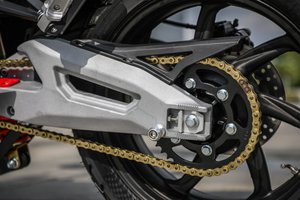 Motocicletas Eléctricas de Carreras de Alta Velocidad, Rueda de 17 Pulgadas, Motor sin Escobillas de 4000W, Batería de Litio, Velocidad Máxima >80km/h - Product Image 3