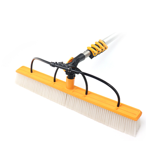 Brosse de nettoyage de toit <span class=keywords><strong>télescopique</strong></span> en métal à main, durable, alimentée par l'eau, pour toit de véranda avec <span class=keywords><strong>manche</strong></span> en aluminium - Product Image 1