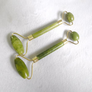 Rouleau de massage facial en pierre de jade en gros pour le visage, les yeux et le cou, masseur naturel, grattoir Guasha, lifting minceur et amincissant - Product Image 2
