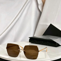 Lunettes de soleil unisexes tendance, légères, carrées, avec verres PC dégradés, monture métallique intégrale, protection UV, options personnalisées, vente en gros