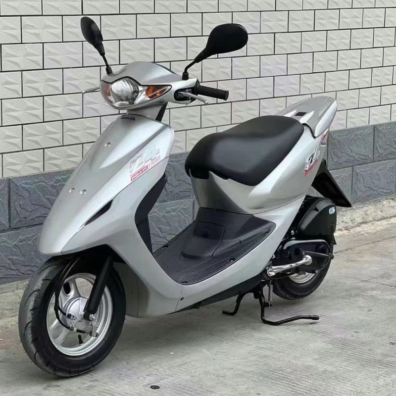 Honda Dio Scooter 50cc - Fast, Fun Ride for All Ages