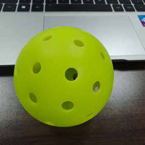 Großhandel Custom Professional 40 Löcher Pickle ball Balls Regelung 26 <span class=keywords><strong>g</strong></span> Wettbewerb PE Material No-Seam Piece Langlebig - Product Image 4