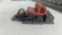 L'usine personnalise des bandes d'étanchéité en caoutchouc fluoré de forme spéciale de haute qualité, fournit des services de coupe, marque QQR, modèle SPC