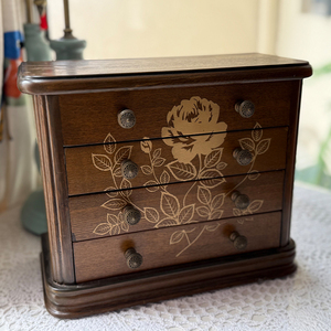 Boîtes en bois artisanales et sculptures sur mesure Nichen - Décoration murale écologique de style vintage, taille personnalisée disponible - Product Image 4