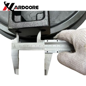 Galet d'entraînement avant pour pelle hydraulique DX225 - Product Image 4