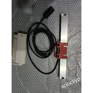 Encodeur linéaire Heidenhain LS 403 / 22652081, distance de mesure : 70 mm, 9 broches, occasion - Product Image 1